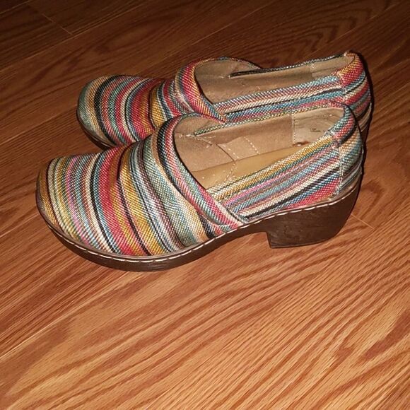b.o.c. Born Nadiyya Striped Canvas Clogs Size 7.5M - Picture 3 of 8
